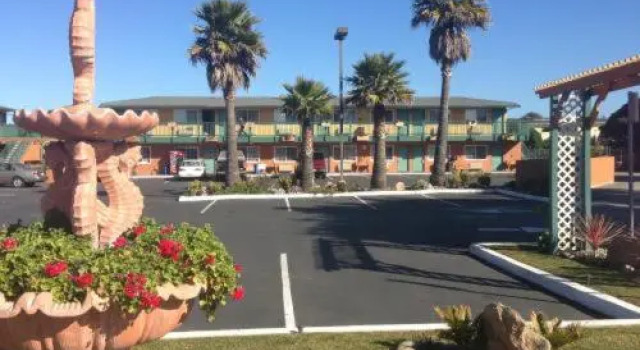 Номер Standard Sand Castle Inn