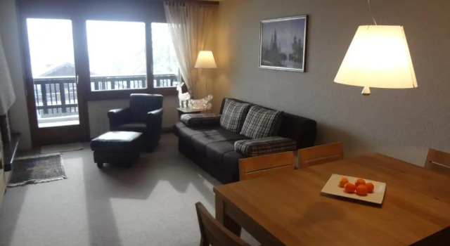 Residence Mandarin, Prenota Appartamento Hotel a Canton Vallese con parcheggio, Parcheggio
