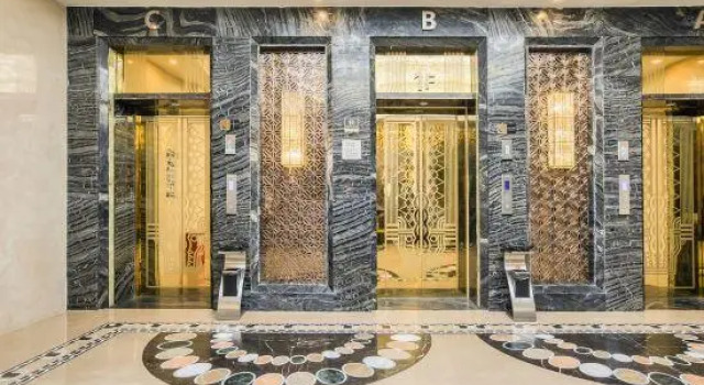 Minshan Tianrui Hotel, Rezerwuj Hotel Lhasa Xinjiang, w pobliżu Ramoche Temple