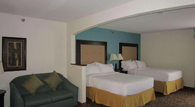 Holiday Inn Exp Murrell Inlet Myrtle Bch, Забронировать Отель Пляж Гарден-Сити Южная Каролина