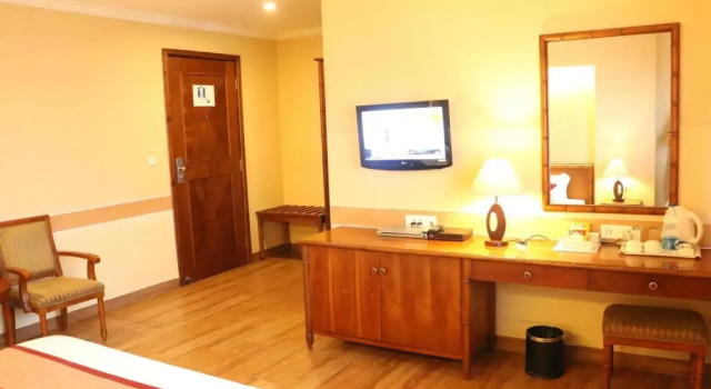Hotel Indian Summer, Book Hotel Ludhiana Punjab