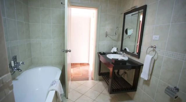 Люкс c 1 комнатой с видом на озеро Haile Resort Hawassa