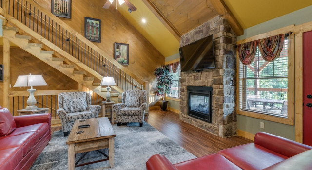 Swimmin in the Smokies - Six Bedroom Chalet