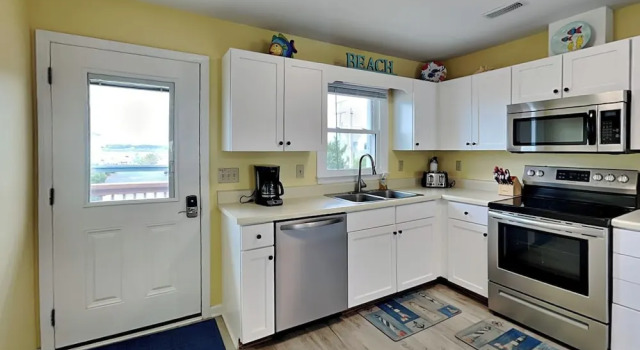 Happy Days by Topsail Realty