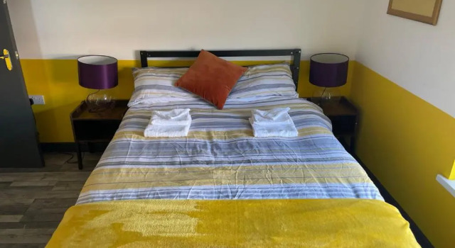 Апартаменты The Willow - Superb Spacious 3 Bed Room Apartment