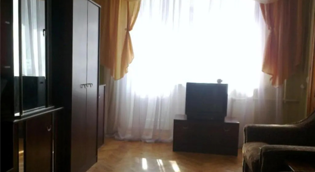 6 Komakhidze Street
