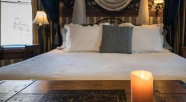 McConnell Inn, Забронировать Отель Отели Грин-Лейк 3 звезды, рядом с Центральная площадь Грин-Лейка, 3*