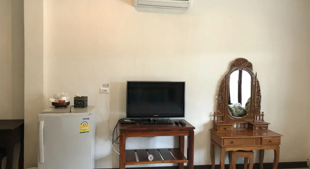 Baan Ruankaew Resort, Varaa Lomakeskus Hotellit North-Eastern Thailand pysäköinnillä, Pysäköinti