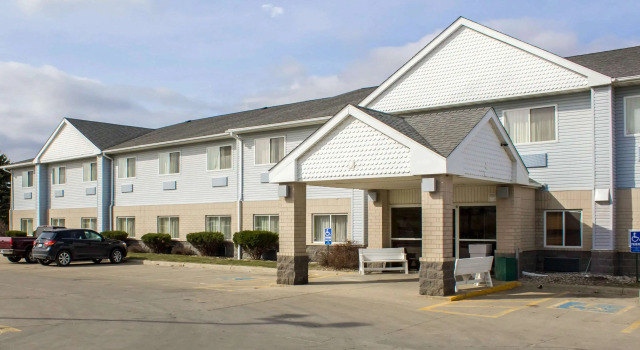 Quality Inn & Suites Sioux City Southeast