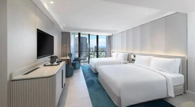 Четырёхместный номер Standard с видом на горы JW Marriott Gold Coast Resort & Spa