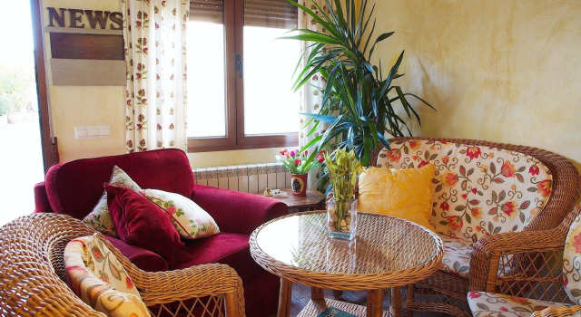Beautiful Alamedas, casa rural con jardín y alberca para familias y grupos, Забронировать Дом для отпуска Торо Provincia de Zamora
