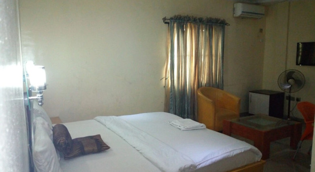 Номер Classic D'Czars Hotel & Suites