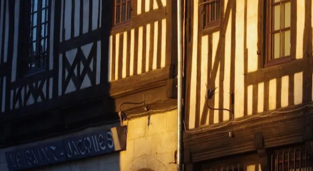 Home saint Jacques, Book Hotel  