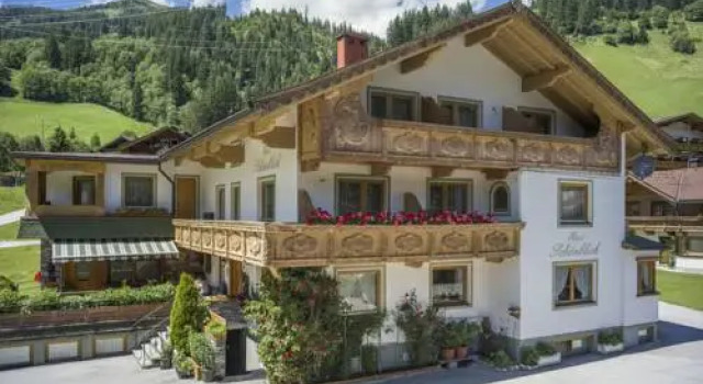 Anjas Schönblick - Bed & Breakfast, Забронировать Отель Герлос Циллерталь