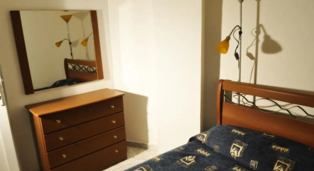 Asterias, Book Hotel  