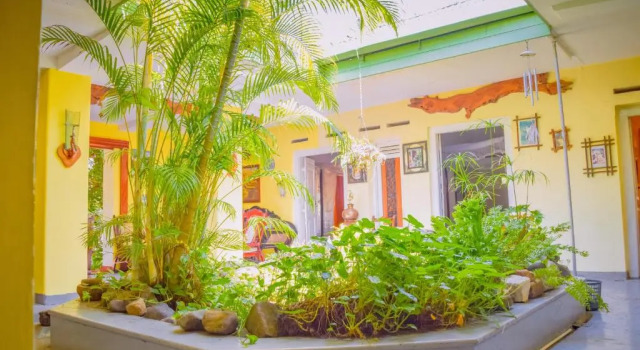 Shammie Guest House