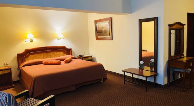 Superior Casal quarto varanda Hotel Continental Lima