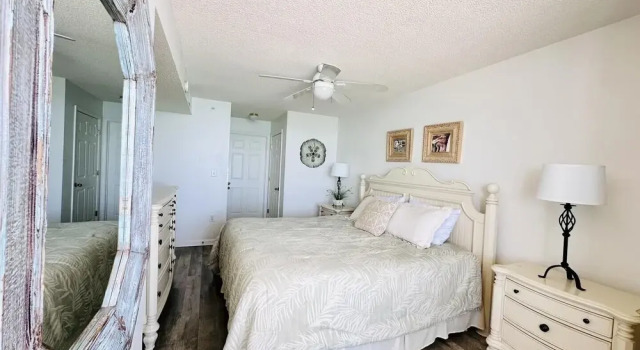 Ashworth 1106 2 Bedroom Condo by RedAwning, North Myrtle Beach, Забронировать Отель Отели Норт-Миртл-Бич с парковкой, рядом с Парк развлечений OD Pavilion, Парковка