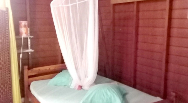 Bungalow With one Bedroom in Le Gosier, With Pool Access, Furnished Ga, Rezerwuj Hotel Le Gosier Grande-Terre