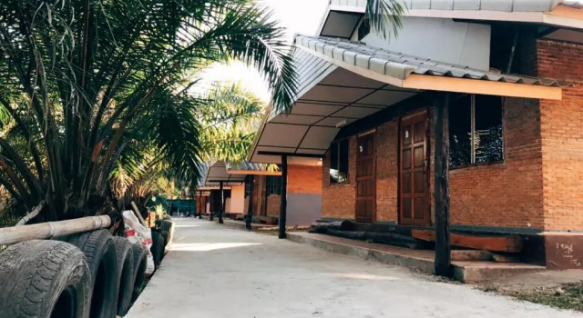 Phumhaibai Resort