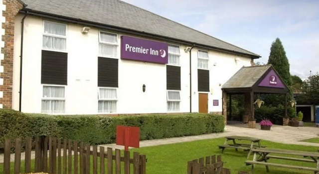 Номер Standard Premier Inn Newcastle Airport - South