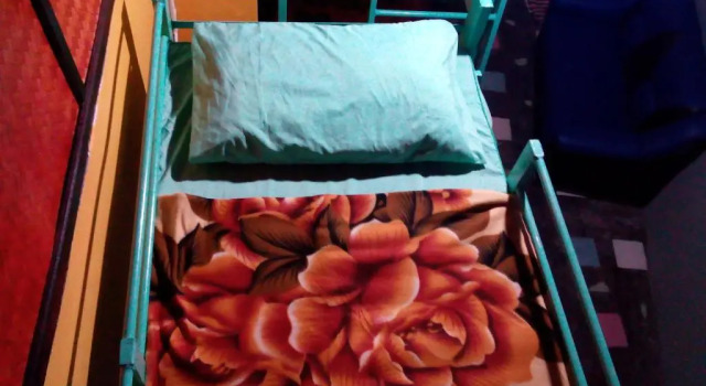 Кровать в общем номере (мужской номер) Comon Bungalow HaadChaoPhao
