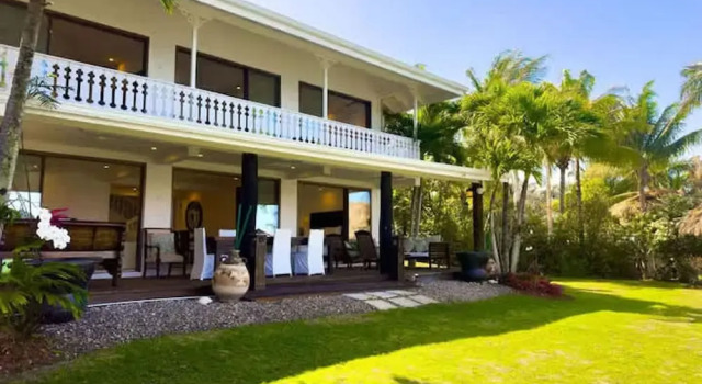 Вилла 4BR Seafront Villa in Boscobel Direct Sea Access Coastal Living