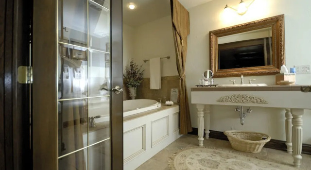 Premium Suite The Roost Bed and Breakfast