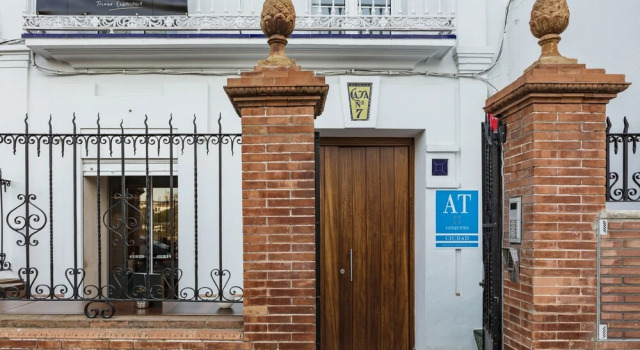 Betis 7 Luxury Boutique Apartments, Забронировать Апартаменты/квартира Апартаменты Севильи, рядом с Церковь Святой Анны, Апартаменты/квартира