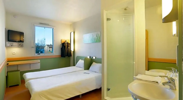 Номер Standard First Inn Hotel