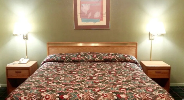 Parkway Inn Eugene, Забронировать Мини-отель Юджин Willamette Valley, рядом с Исторический музей округа Лейн