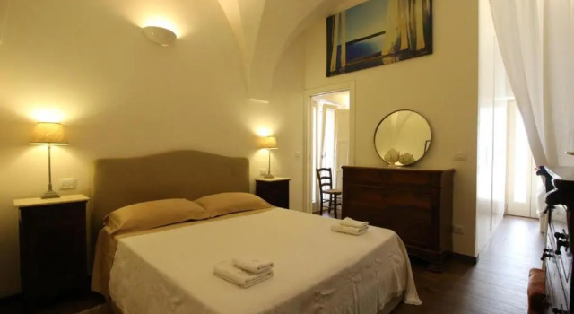 Palazzo de Amico -Typical Terrace House