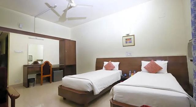 Standard- dobbelt værelse Hotel Radhika Regency