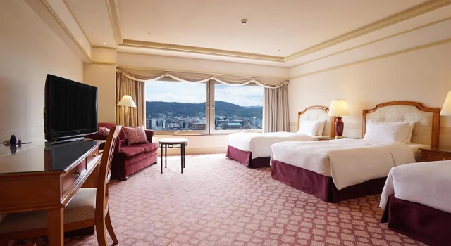 Трёхместный номер Premium с видом на горы Hotel Nikko Princess Kyoto