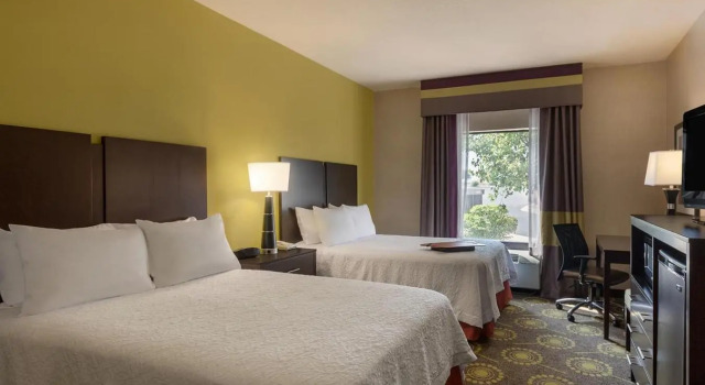 Люкс Hampton Inn Saint Robert