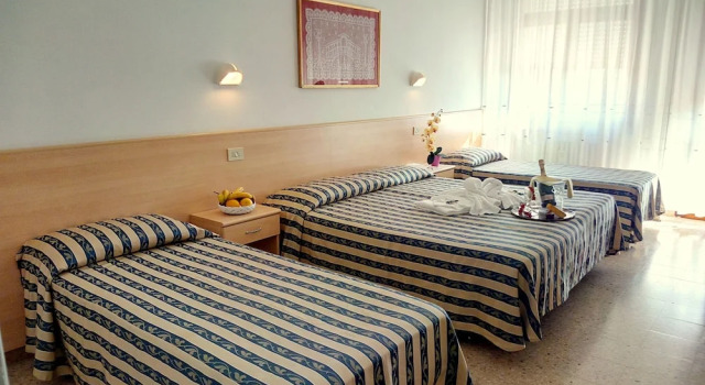 Семейный номер Classic с балконом Centro Vacanze Opera Nascimbeni