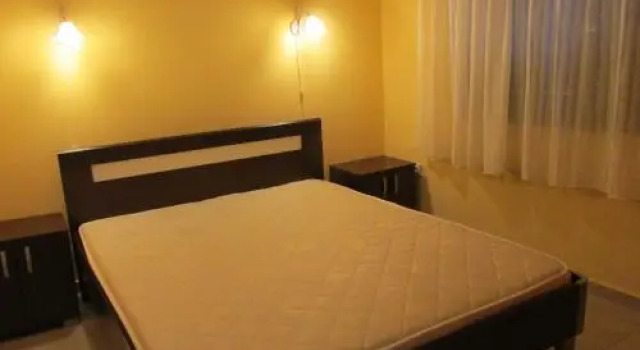 Guest House Krasici, Забронировать Гостевой дом Отели Lustica с парковкой, Парковка