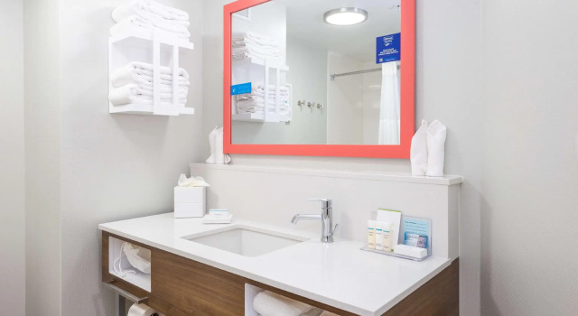 Четырёхместный номер Standard Hampton Inn Christiansburg/Blacksburg
