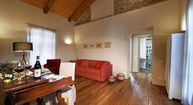 Cascina Alberta, Prenota Hotel Treiso Langhe