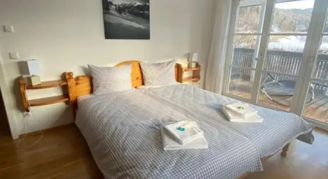 Haus "Bergblick" Apartment mit 1 Schlafzimmer, Varaa Huoneisto Hotellit Baijeri pysäköinnillä, Pysäköinti