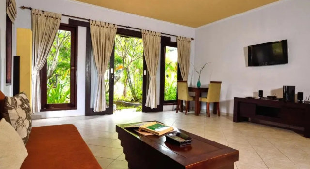 Junior suite Dolphin Beach Bali