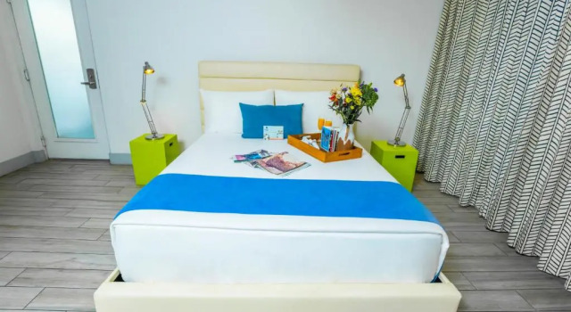 Студия Seaside All Suites Hotel