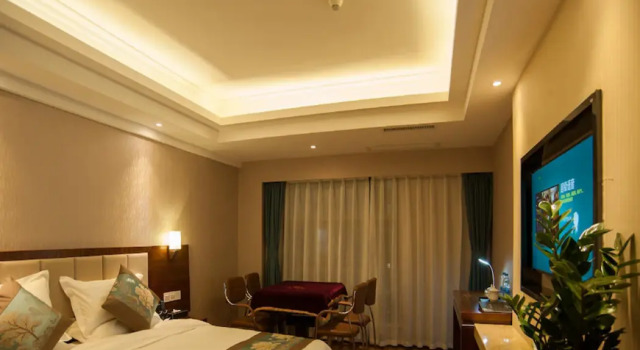 GreenTree Alliance Hotel Guiyang Huaguo Community Twin Towers Hotel