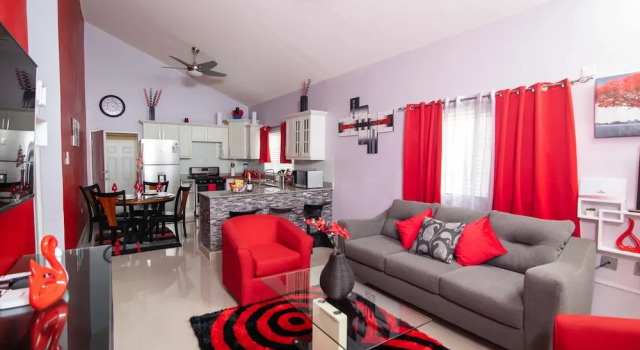 The Golf Oasis II, Buchen Sie Ferienhaus Villen in Portmore, Villa