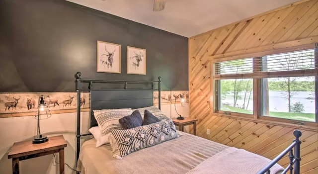Коттедж Stunning Crosslake Cabin w/ Deck and Lake Views!