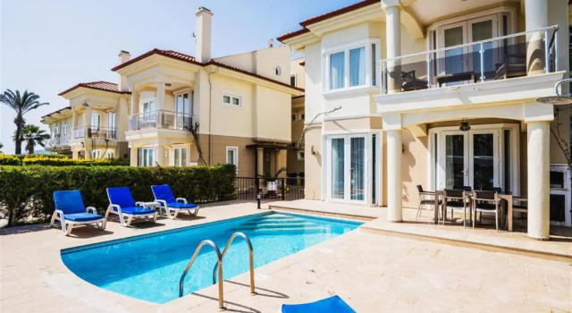 Вилла Sunset Beach Club Aqua Lettings