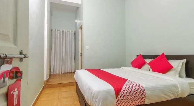 OYO 23107 Rasha Residency, Забронировать Отель Отели штата Кералы с завтраком, Завтраки