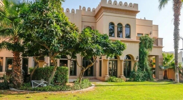 Canal Cove Villa by Deluxe Holiday Homes, Забронировать Вилла Виллы Дубая, Вилла