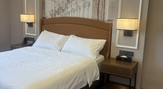 Номер Superior с видом на улицу Vienna International Hotel (Zhangjiajie Tianmenshan Branch)