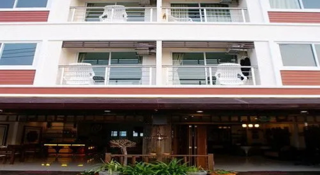 Athome Hotel Nanai 8, Забронировать Отель Отели Южного Таиланда с парковкой, Парковка